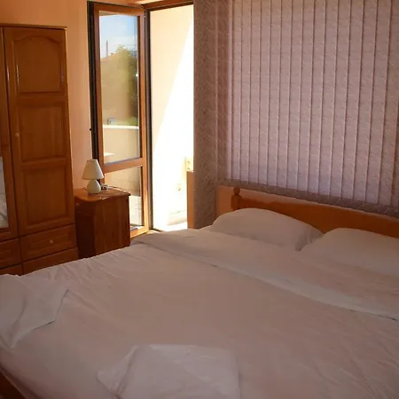 Holiday home Shiroki Dol Near Borovets Belchin