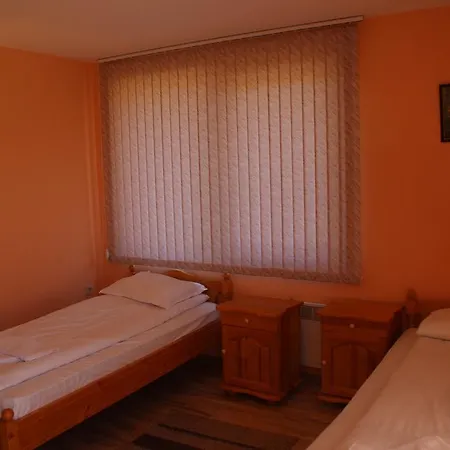 Shiroki Dol Near Borovets Belchin