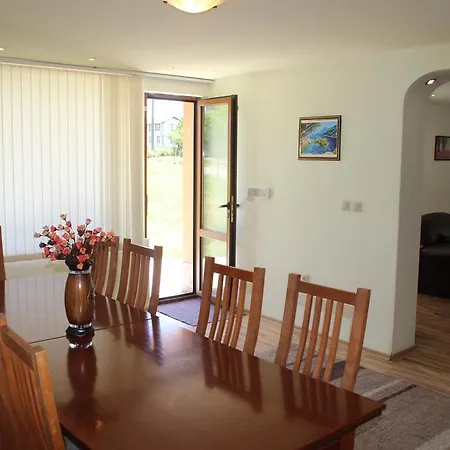 Holiday home Shiroki Dol Near Borovets