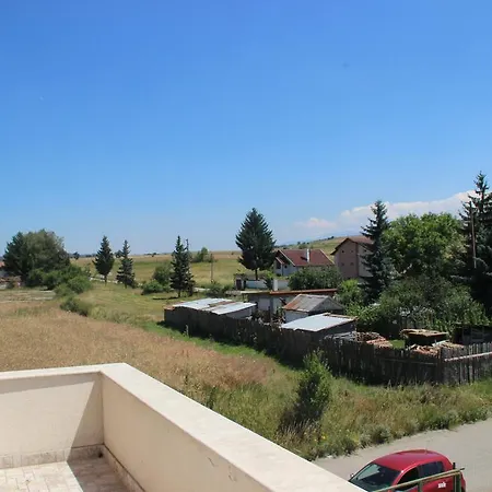 Holiday home Shiroki Dol Near Borovets Belchin